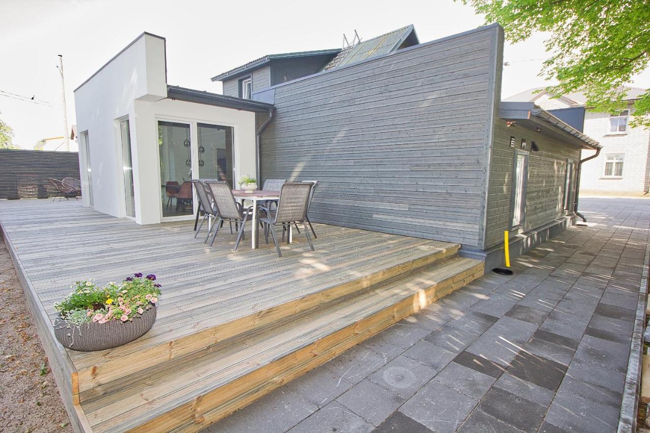 Casa Monkey Paernu With Sauna And Terrace エクステリア 写真