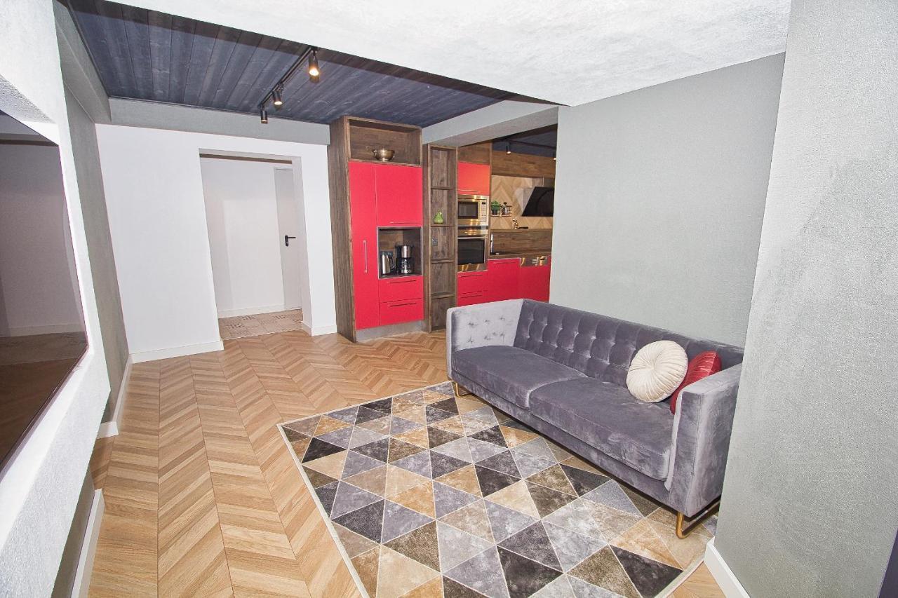 Casa Monkey Paernu With Sauna And Terrace エクステリア 写真