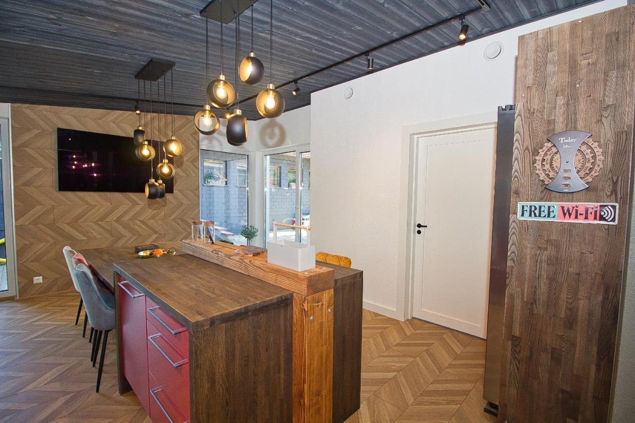 Casa Monkey Paernu With Sauna And Terrace エクステリア 写真