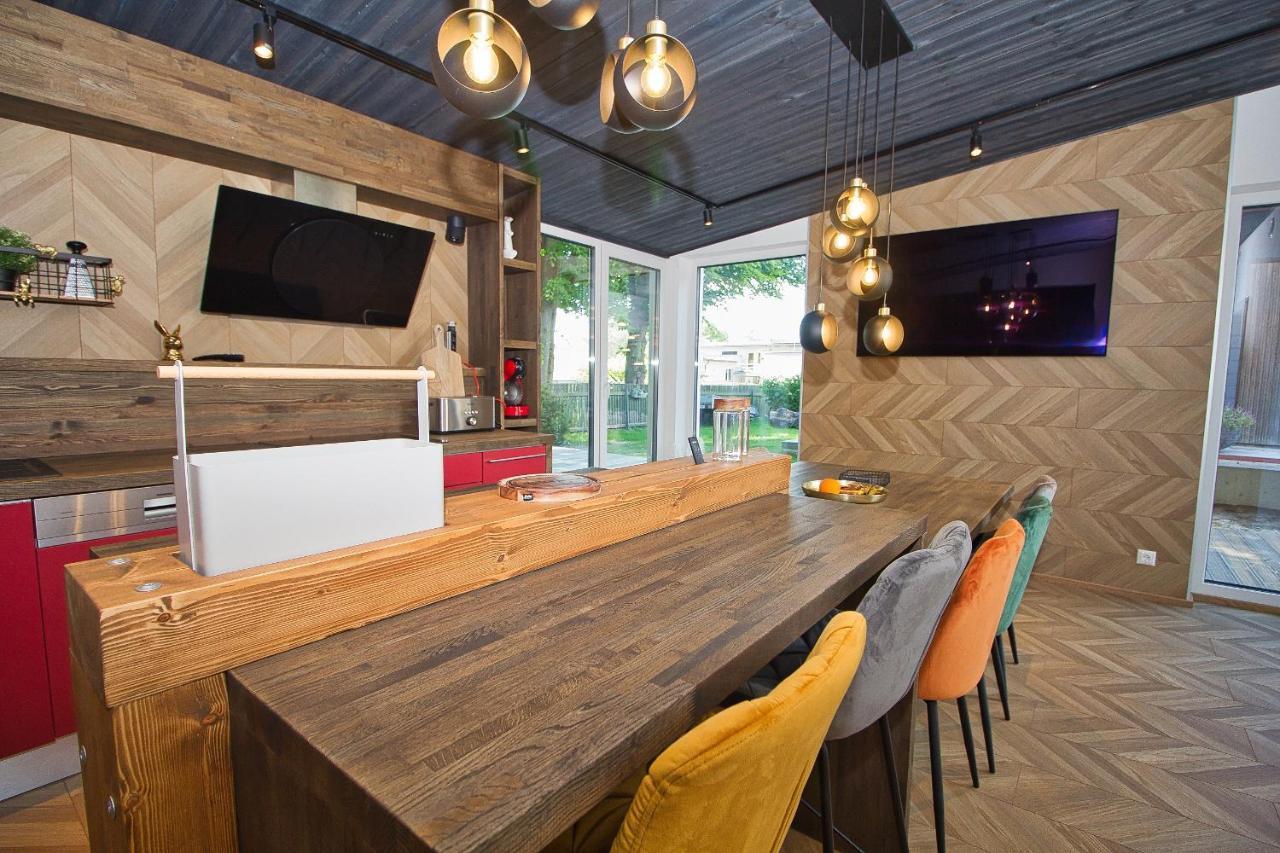Casa Monkey Paernu With Sauna And Terrace エクステリア 写真